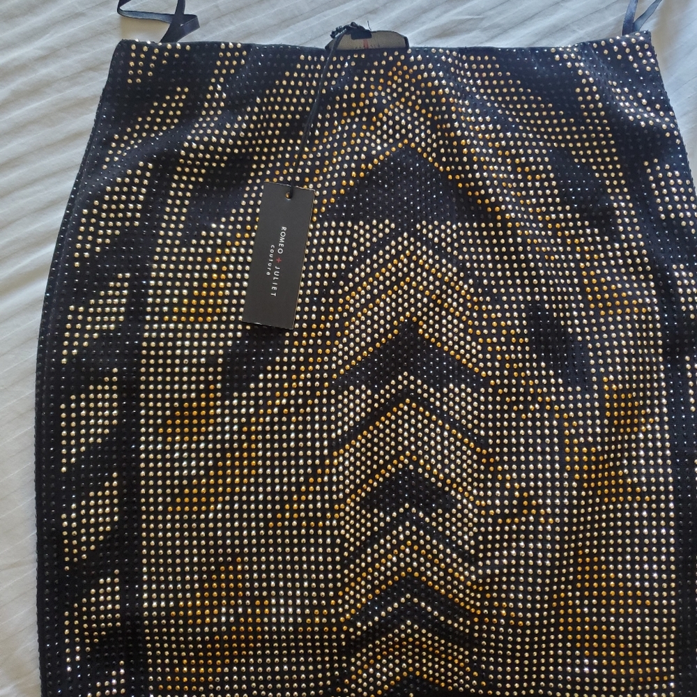 NWT Romeo and juliet couture beaded mini skirt